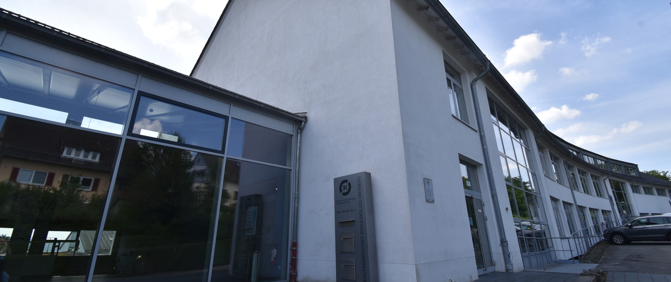 Foto: Kaufmännisches Berufskolleg Oberberg in Gummersbach am 18.6.2025