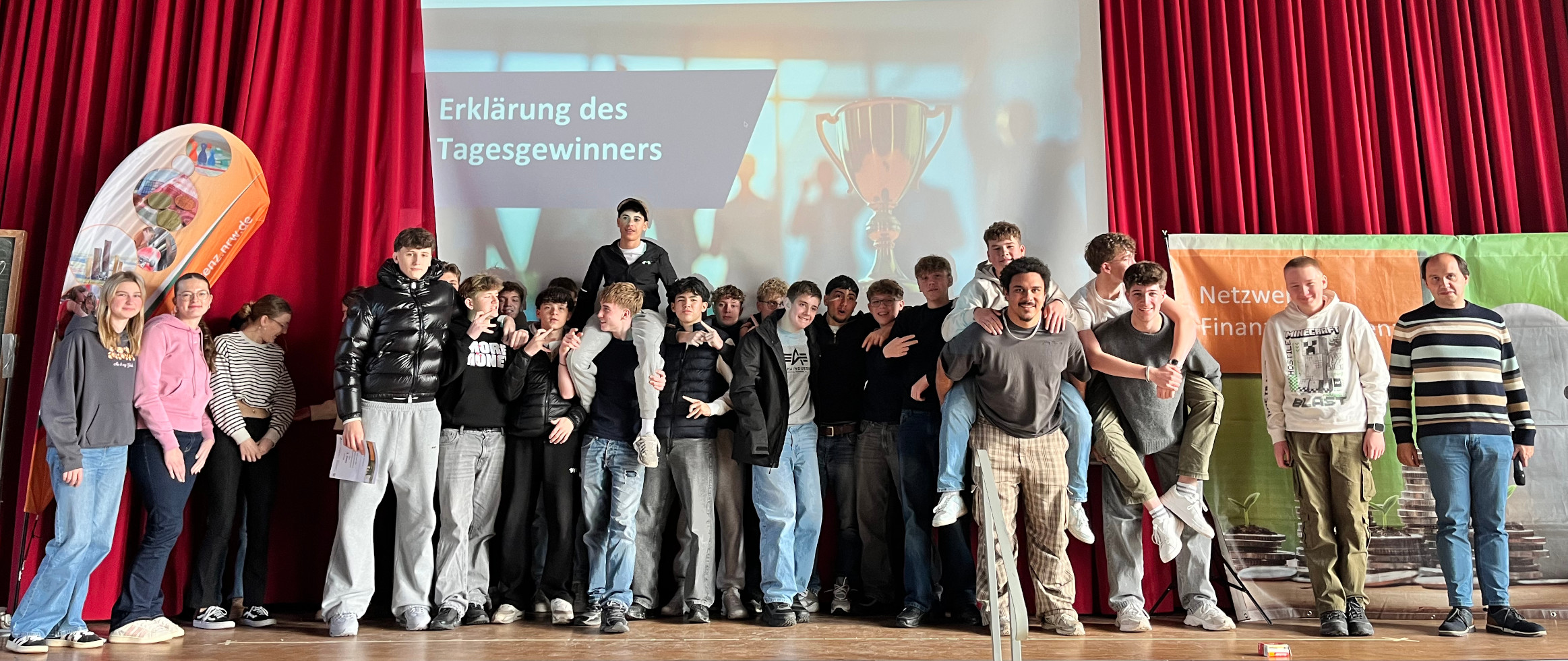 Bild Schülerakademie am Antoniuskolleg in Neunkirchen-Seelscheid am 18. November 2025