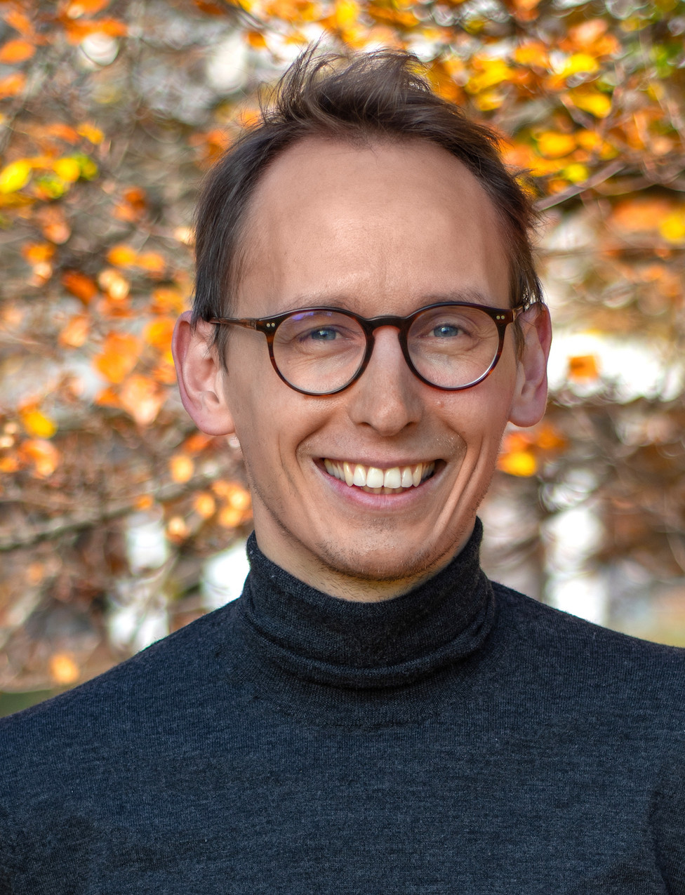 Herr Dr. Jonathan Falkenberg